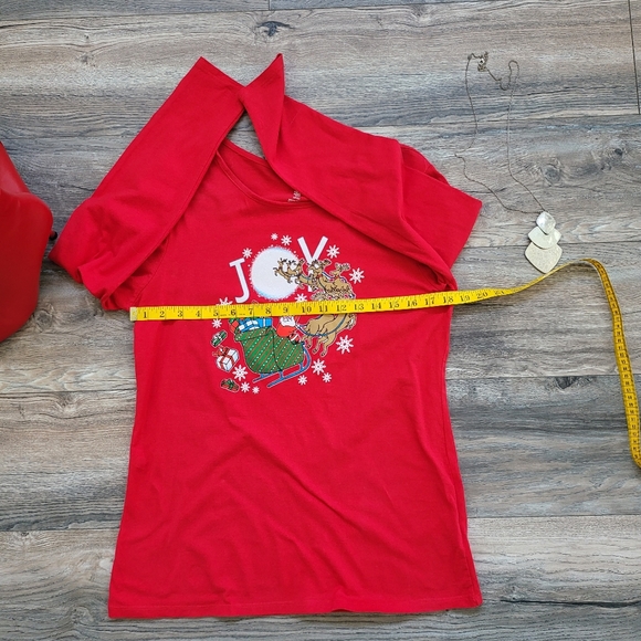 Christmas Tee - Picture 12 of 12